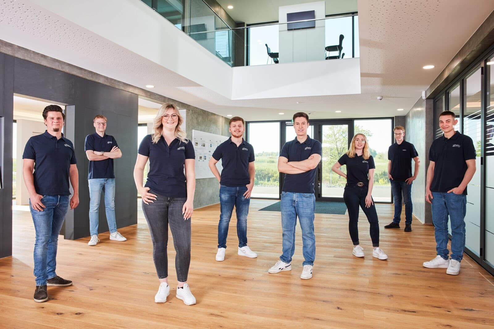 Die Auszubildenden von FeBa Fensterbau als Gruppe